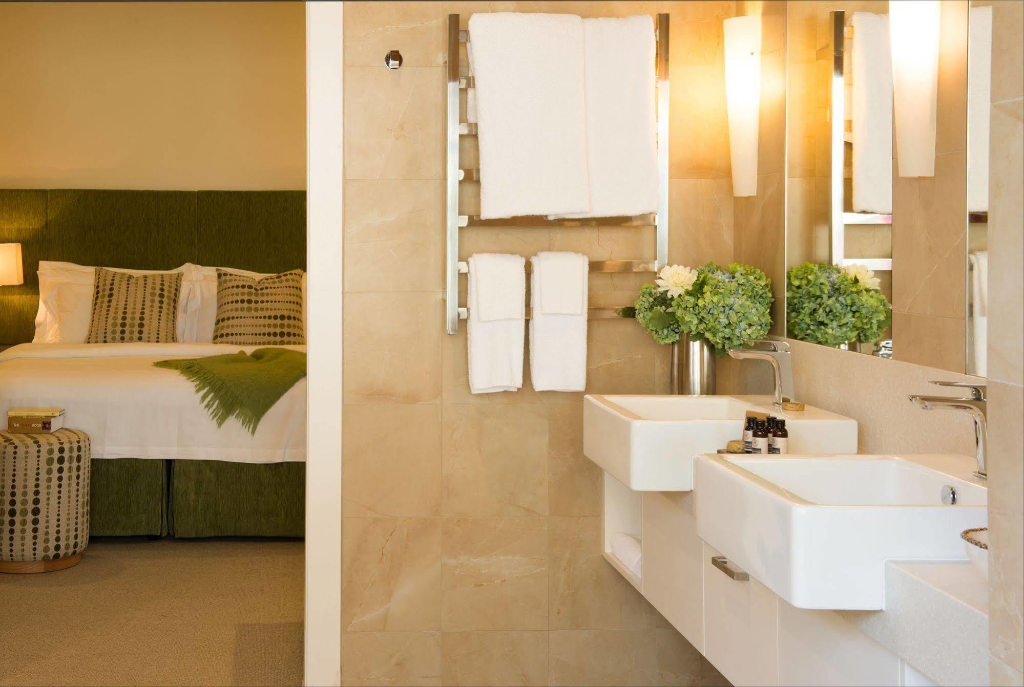 Spicers Vineyards Estate Hotel โพโคลบิน ภายนอก รูปภาพ